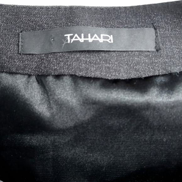 Tahari Black Zip Front Black Blazer‎ - Picture 3 of 9